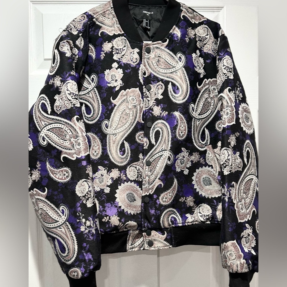 Stylish jacket - Picture 2 of 2